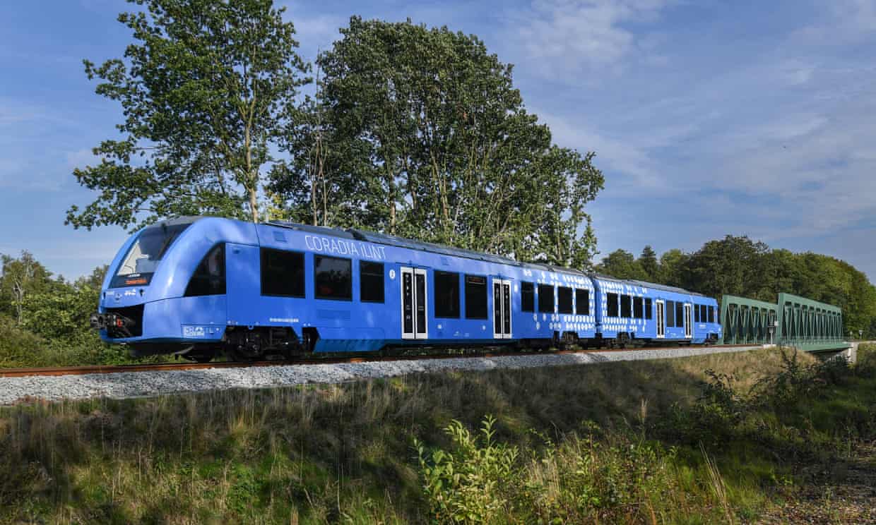 Article1_German Train.jpg